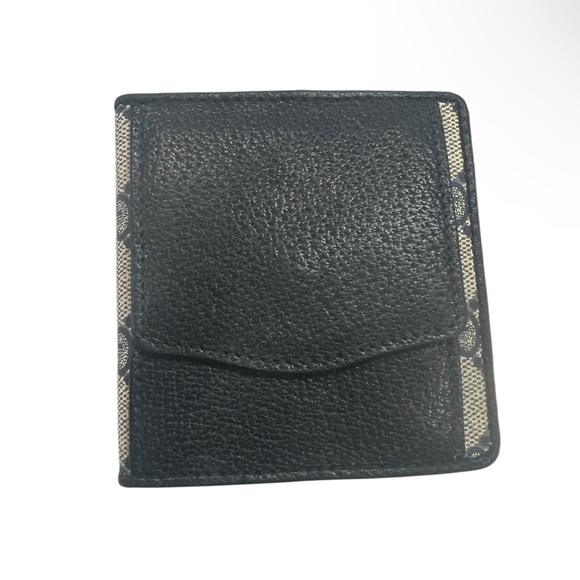 Gucci Vintage GG Pattern Bifold Wallet - Picture 2 of 11